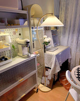 Plisowana lampa podłogowa Crescini