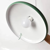 French Macaron Konisk Taklampa I Metall