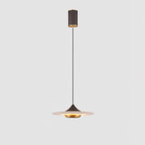 Lampa Med Flygande Tefat I Marmor