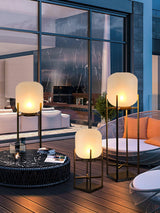 Solarna lampa podłogowa na zewnątrz