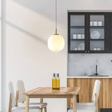 Modern Nordisk Taklampa Radihous I Opalglas