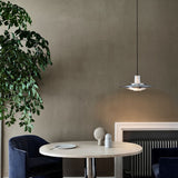 Moderna Pendellampor Tillverkade Av Nordisk Aluminium