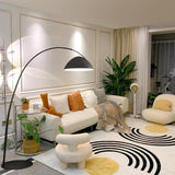 Świeża łukowa lampa podłogowa