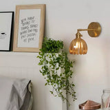 Retro Vägglampa I Glas Med Blomknopp Och Tulpan