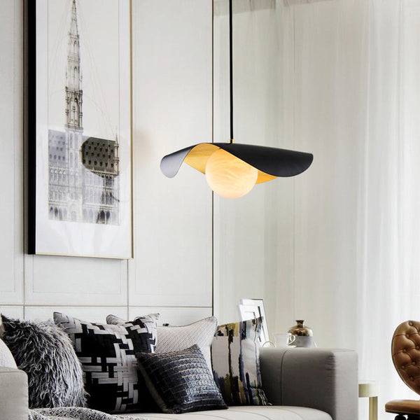 Lampa wisząca z hiszpańskiego marmuru