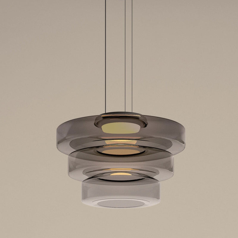 Szklane lampy wiszące w stylu Bauhaus