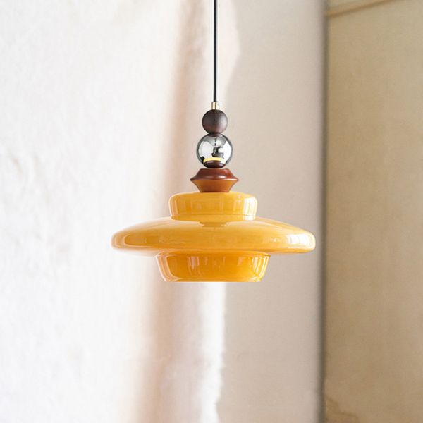 Średniowieczna szklana beżowa lampa wisząca do jadalni