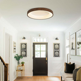 Lampa sufitowa wykonana z naturalnego drewna