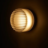 Nowoczesna lampa ścienna LED do wnętrz i na zewnątrz