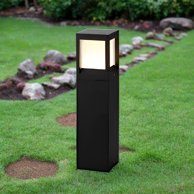 Zewnętrzna lampa solarna Nimbus Cube 60 cm