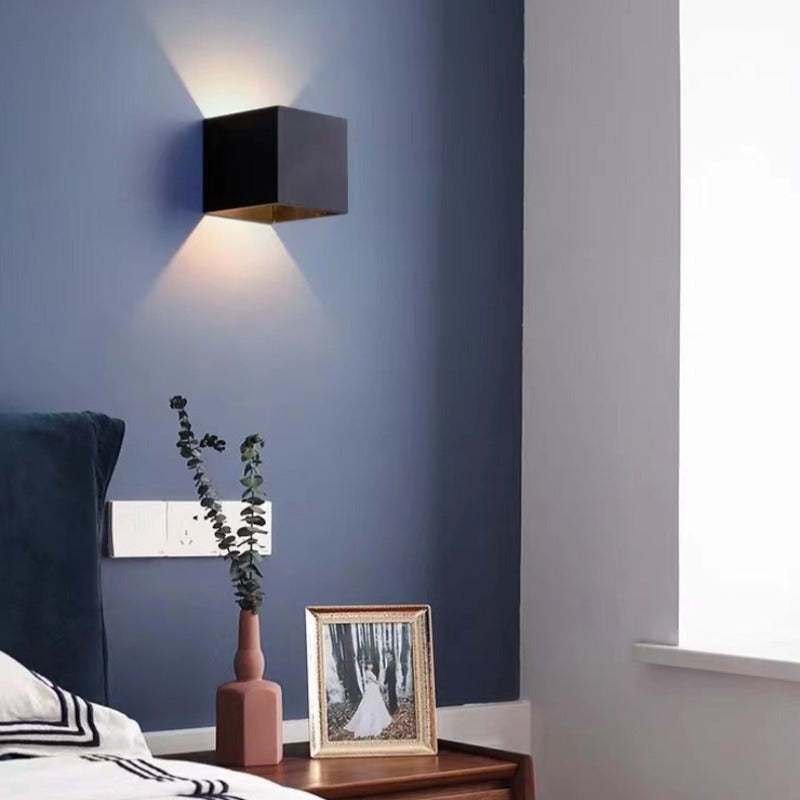 Nowoczesna aluminiowa wodoodporna lampa ścienna LED do użytku wewnętrznego