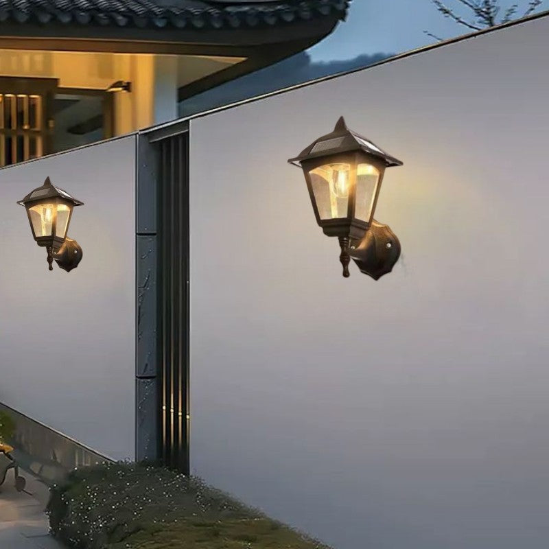 1+1 GRATIS klasyczna bezprzewodowa solarna lampa ścienna