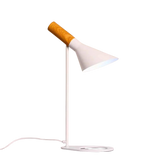 Nowoczesna minimalistyczna lampa LED
