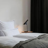 Nowoczesna minimalistyczna lampa LED