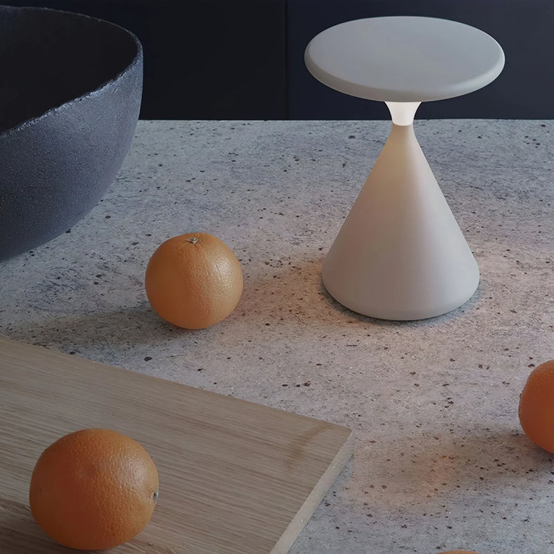 Bezprzewodowa lampa stołowa Aeron Hourglass