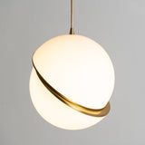 Crescent Pendel Lampa