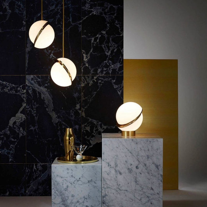 Crescent Pendel Lampa