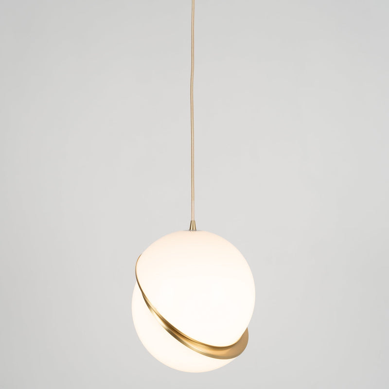 Crescent Pendel Lampa