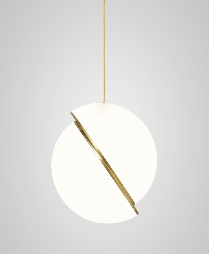 Crescent Pendel Lampa