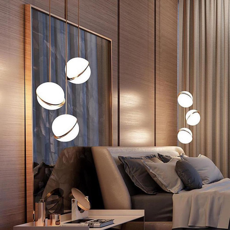 Crescent Pendel Lampa