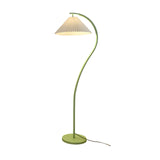 Plisowana lampa podłogowa Crescini