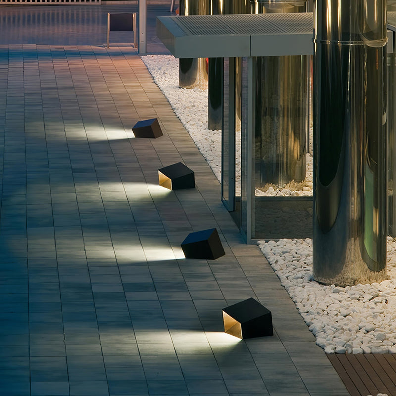 Solarne oświetlenie zewnętrzne Cube Garden