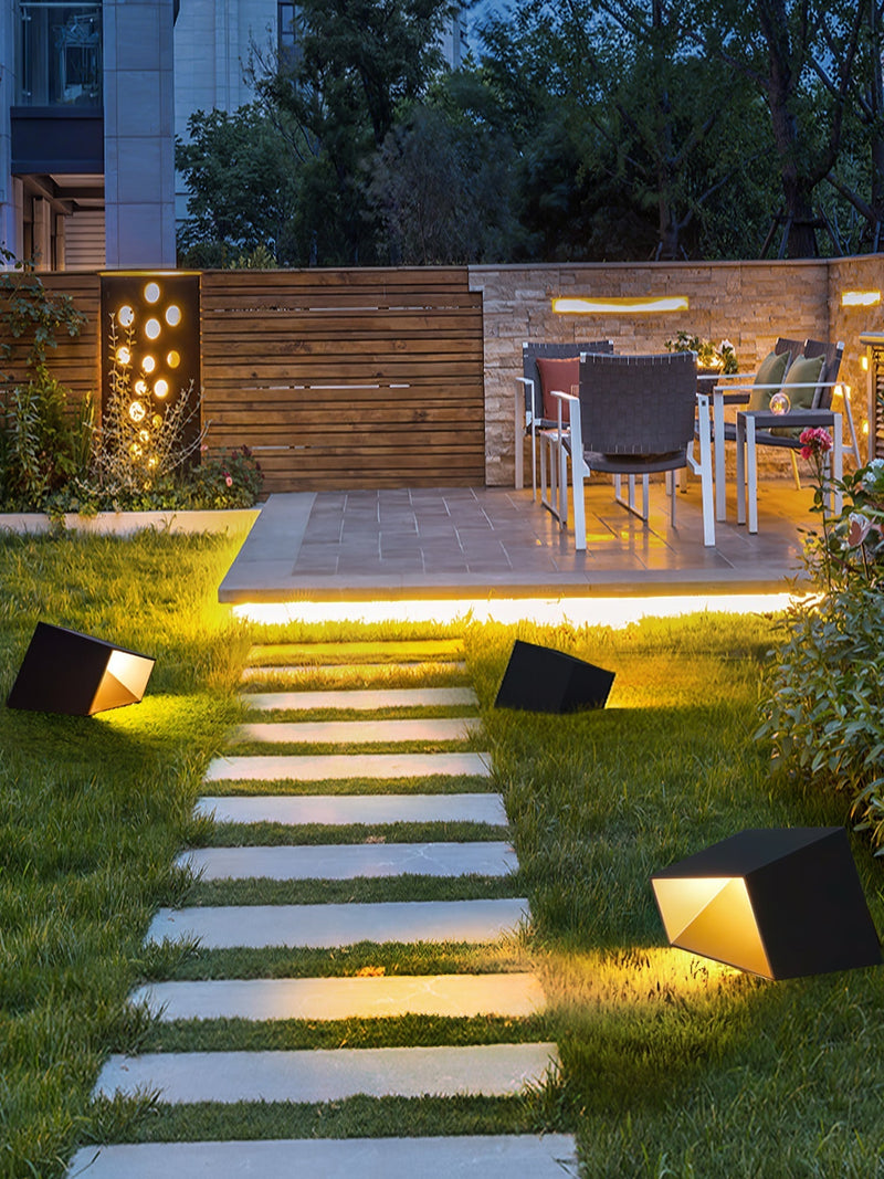 Solarne oświetlenie zewnętrzne Cube Garden