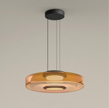 Szklane lampy wiszące w stylu Bauhaus