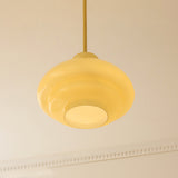 Lampa wisząca Bauhaus wykonana z kremowo-żółtego szkła