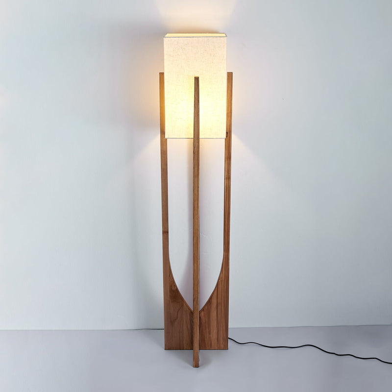 Lampa podłogowa Fairbanks