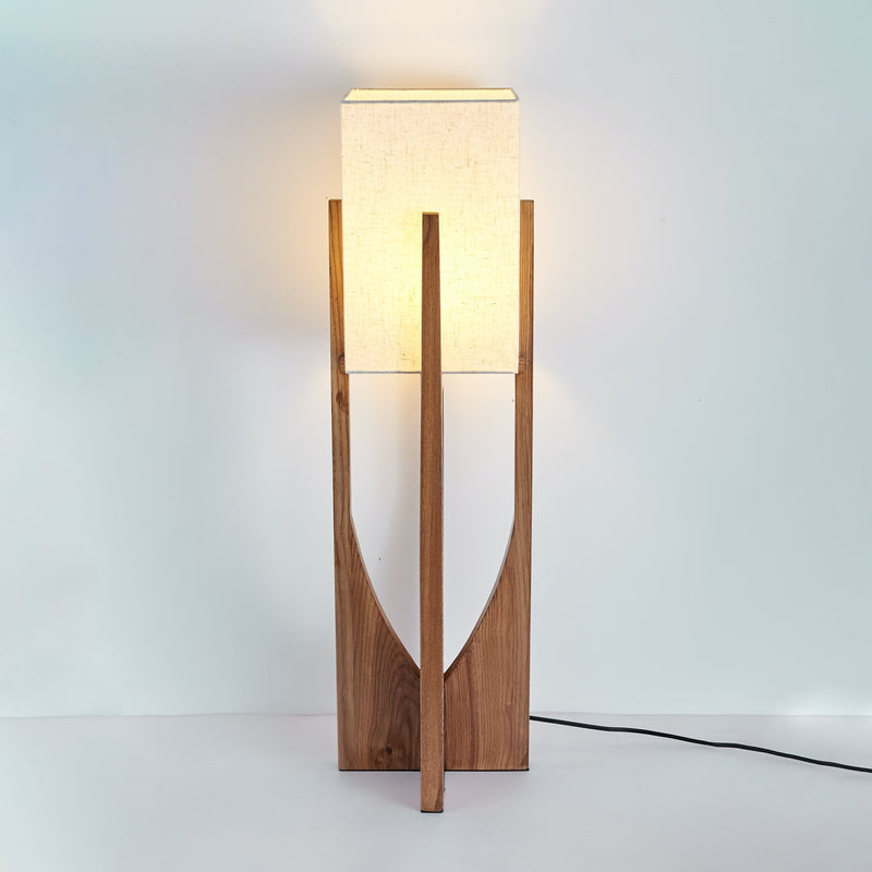 Lampa podłogowa Fairbanks