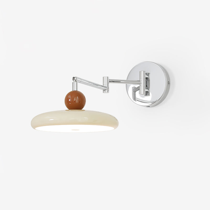 Lola Vägglampa Med Svängbar Arm