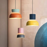 Kolorowa lampa wisząca Dulcy Nordic