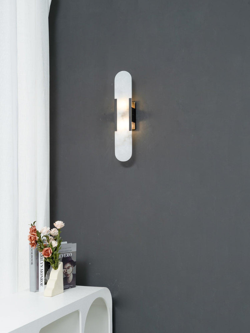 Melanżowa, wydłużona lampa ścienna z alabastru