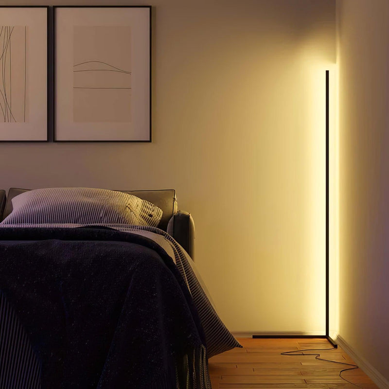 Minimalistyczna lampa podłogowa LED