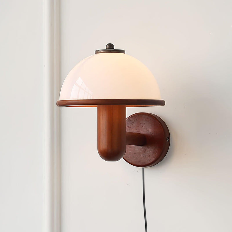 Lampa ścienna z drewna piżmowego
