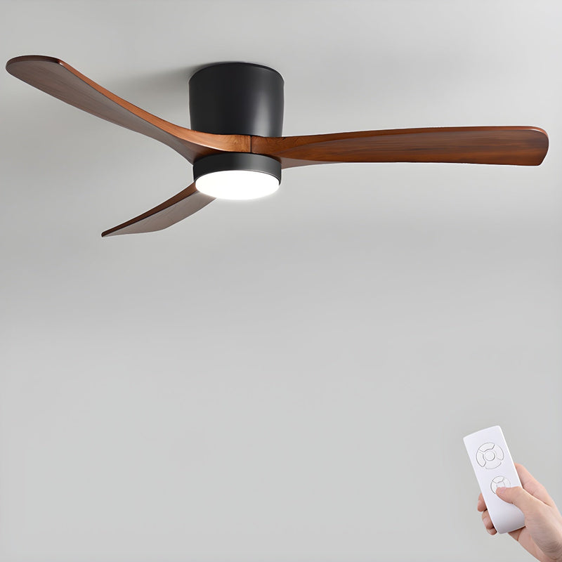 Dřevěný stropní ventilátor