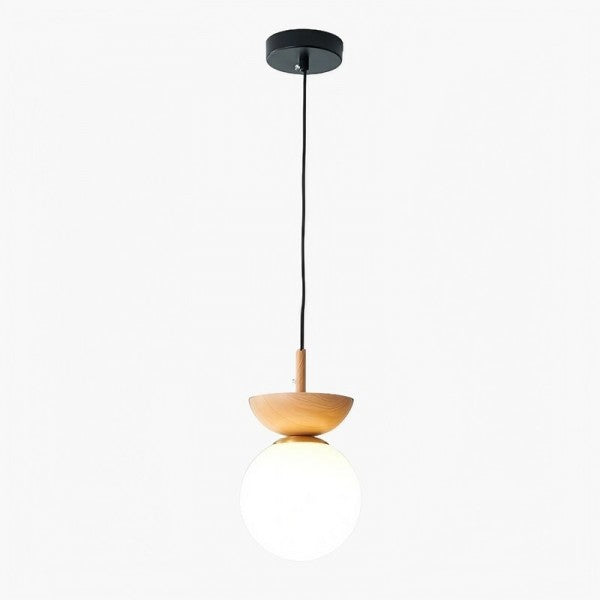 Nordisk Taklampa Tillverkad Av Halvträ