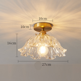 Szklana lampa wisząca w kształcie kwiatu