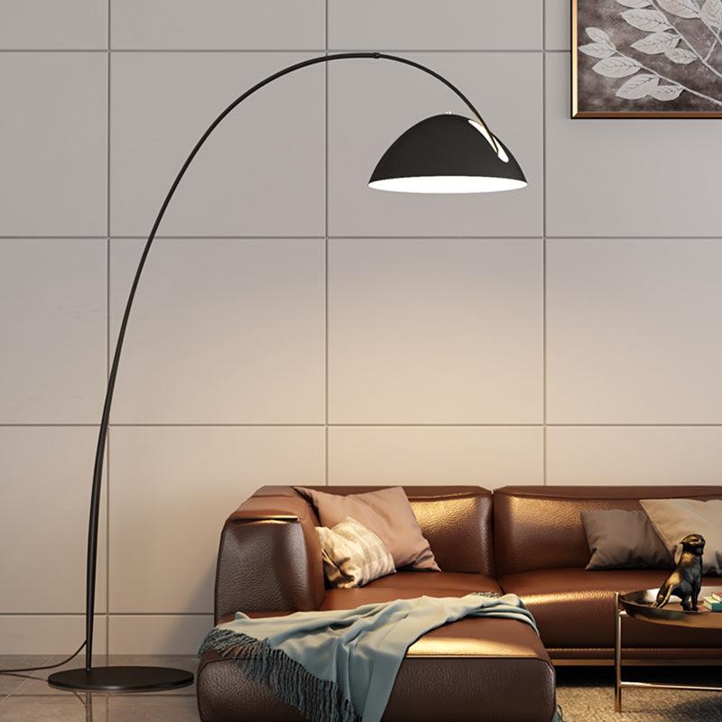 Świeża łukowa lampa podłogowa