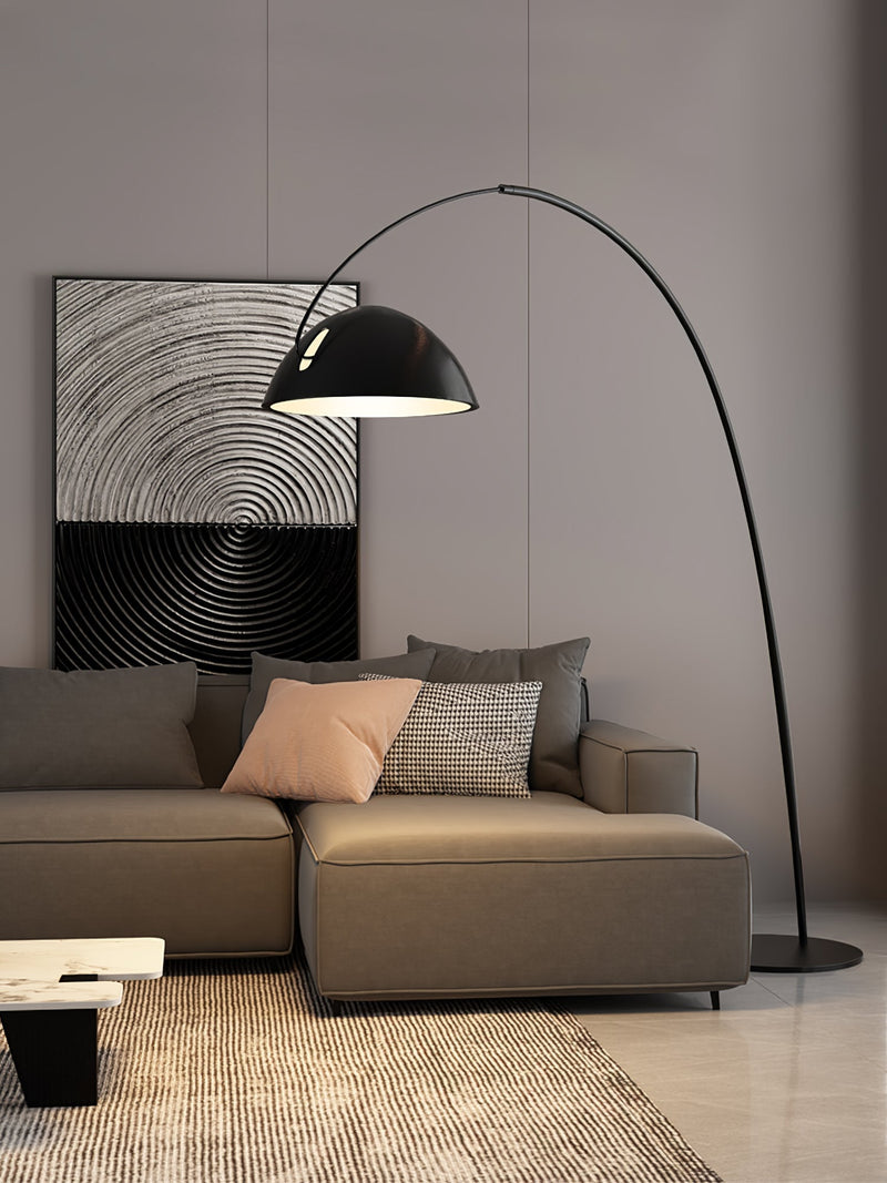 Świeża łukowa lampa podłogowa