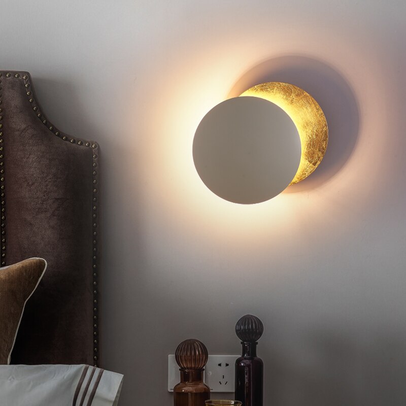 EclipseLamp™ - Lampa ścienna na zaćmienie słońca