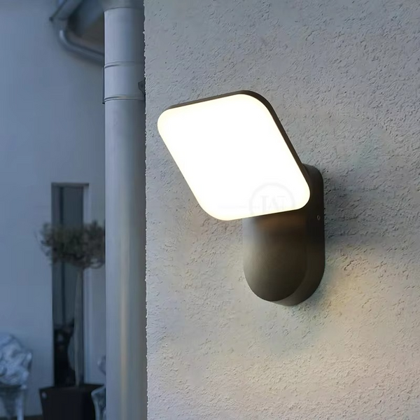 Lampa ścienna LED z czujnikiem ruchu