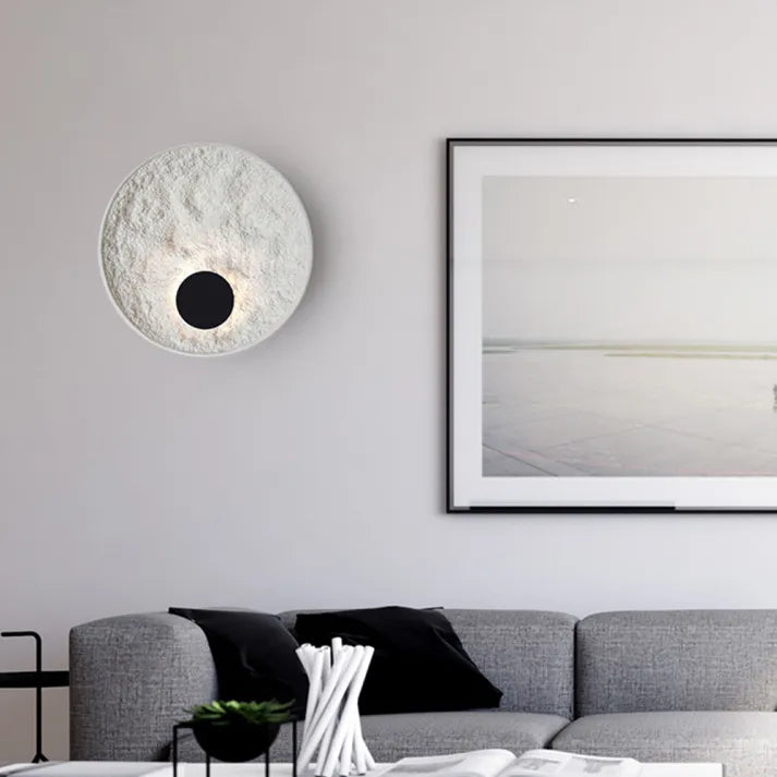 Vägglampa Med Rund Månglob