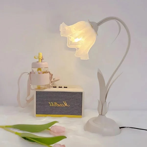 Vintage Justerbar Bordslampa Med Blommor