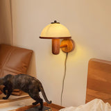 Lampa ścienna z drewna piżmowego