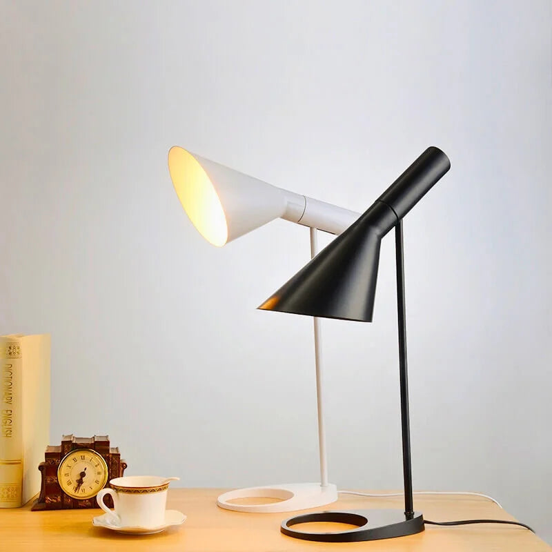 Nowoczesna minimalistyczna lampa LED