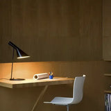 Nowoczesna minimalistyczna lampa LED