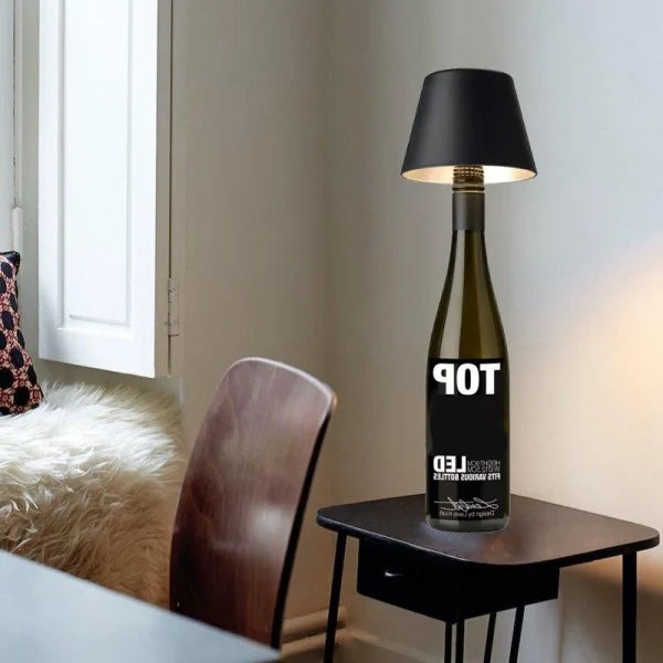 DIY ładowalna lampa stołowa w butelce wina