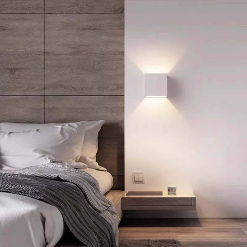 Nowoczesna aluminiowa wodoodporna lampa ścienna LED do użytku wewnętrznego